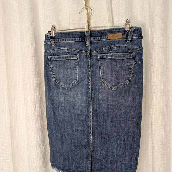 Jag Demin Pencil Skirt with Stretch, Size 8 - Picture 5 of 6